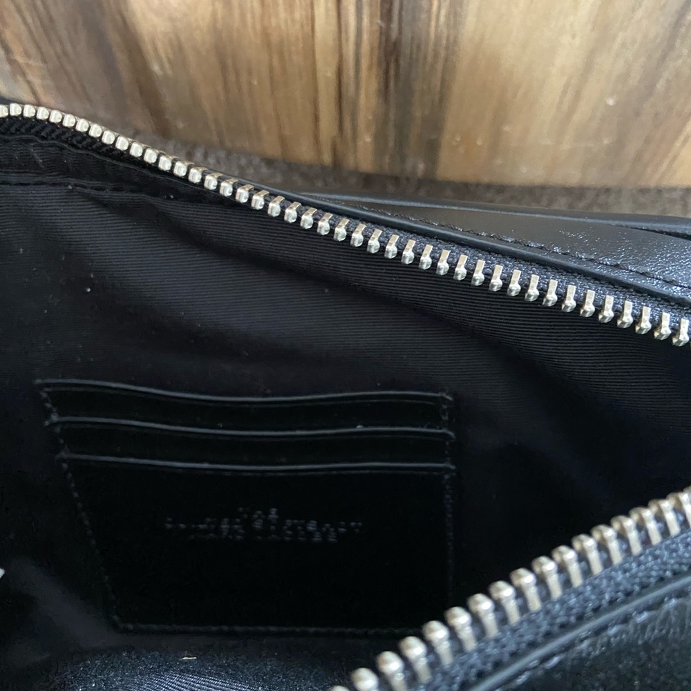 Marc Jacob’s soft shot 21 quilted crossbody bag!!! - Picture 3 of 7